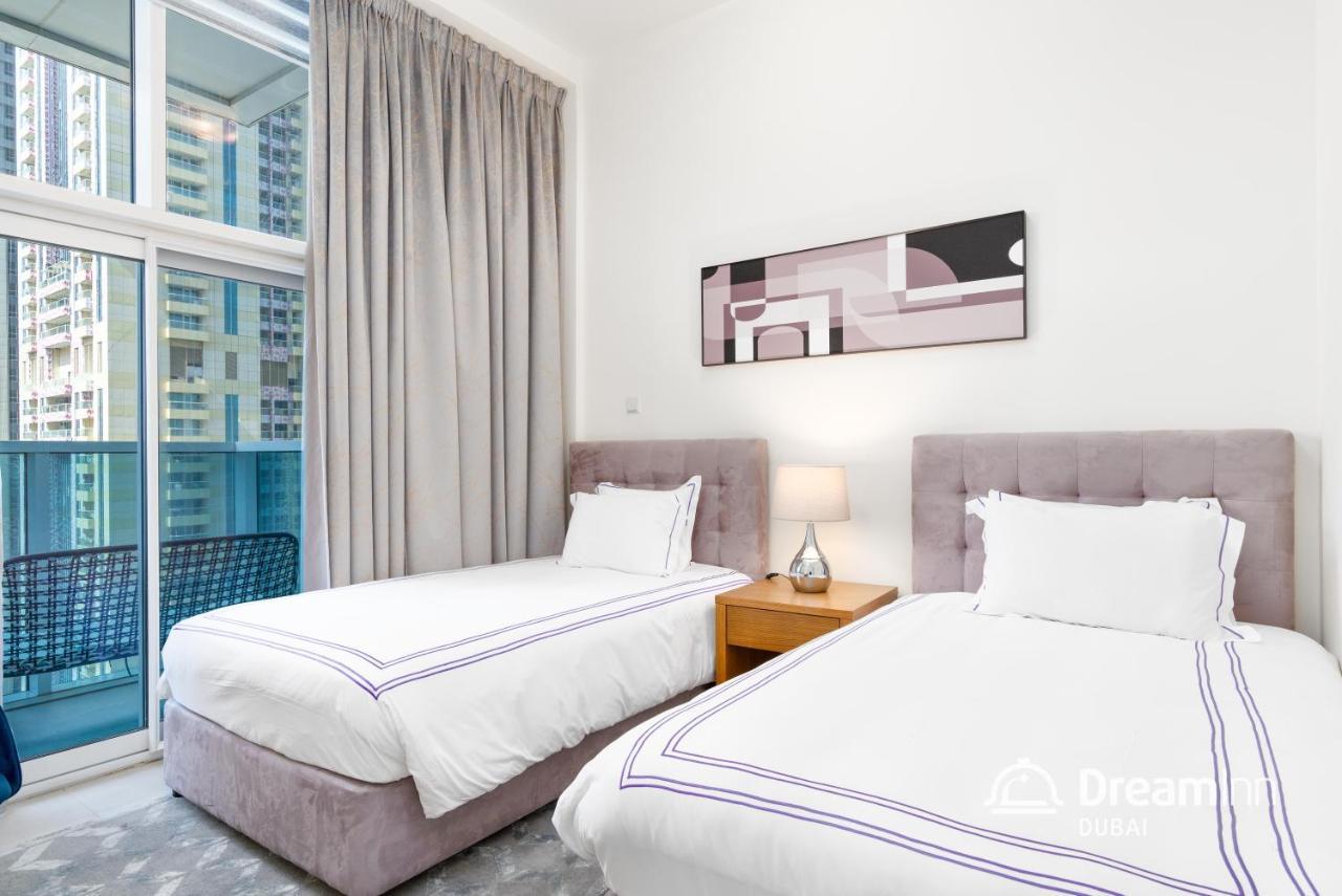 Dream Inn Apartments - Marina Arcade Tower 두바이 외부 사진
