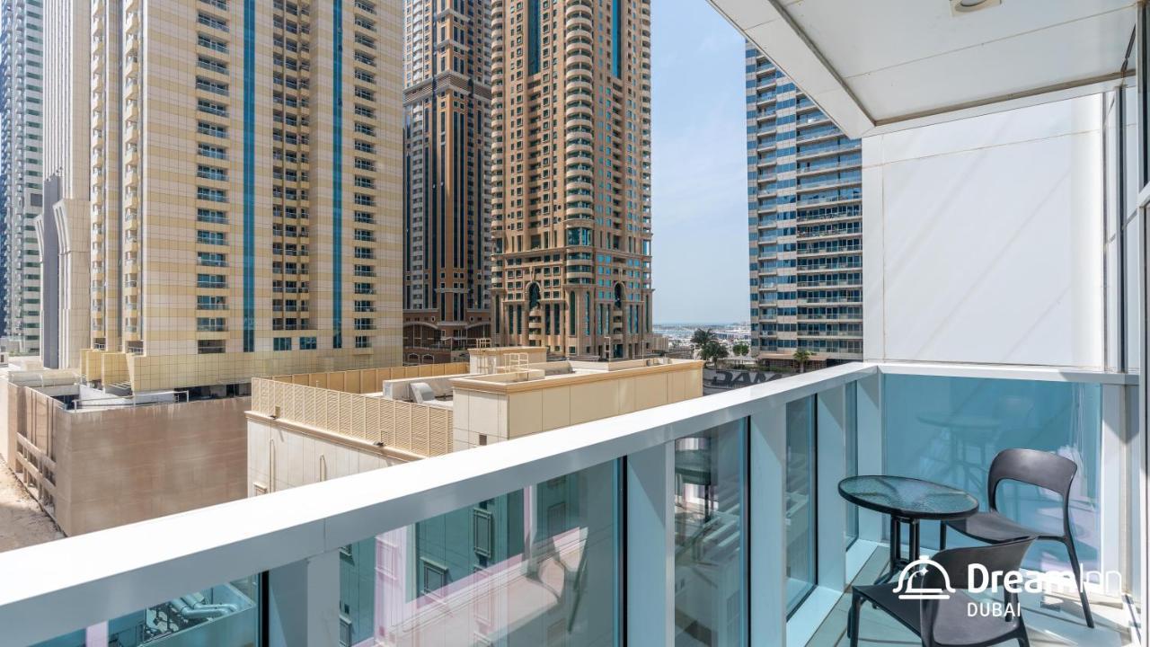 Dream Inn Apartments - Marina Arcade Tower 두바이 외부 사진