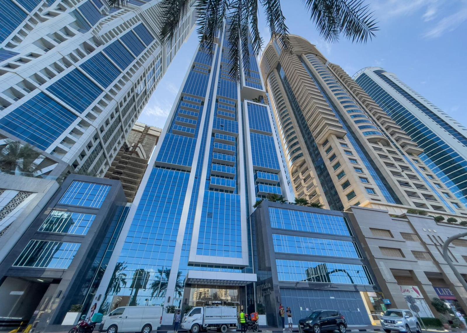 Dream Inn Apartments - Marina Arcade Tower 두바이 외부 사진